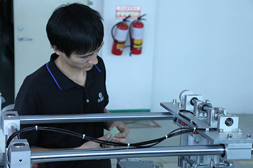 全自動(dòng)點(diǎn)膠機(jī)多少錢(qián)