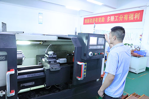 自動視覺對位點(diǎn)膠機(jī)