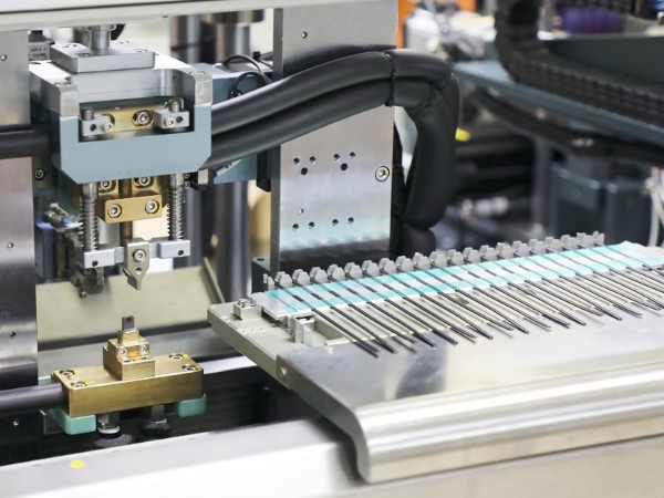 NTC傳感器自動裁線排板焊接機