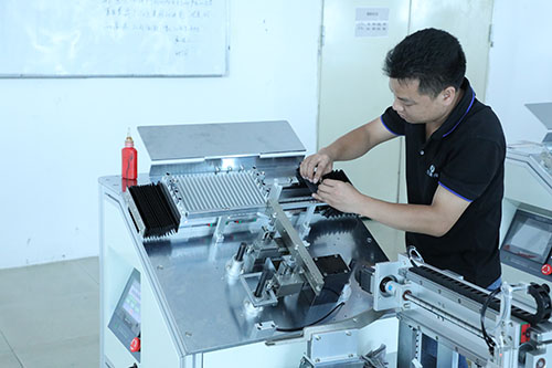 自動點膠機(jī)廠家