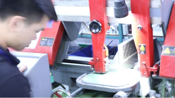 全自動(dòng)點(diǎn)膠機(jī)