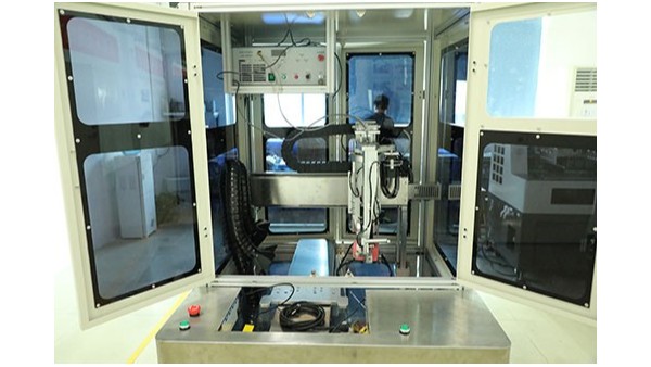 全自動(dòng)點(diǎn)膠機(jī)